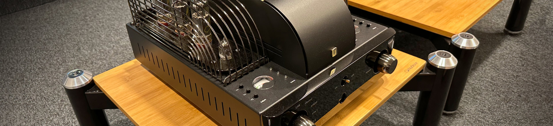 UNISON RESEARCH: S6 / Triode 25 / Simply Italy - 3 lampowe wzmacniacze w wersjach Black Edition, które redefiniują swój segment