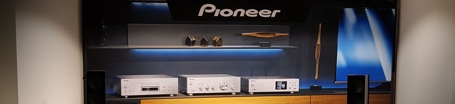 PIONEER - umacnia pozycję w Europie