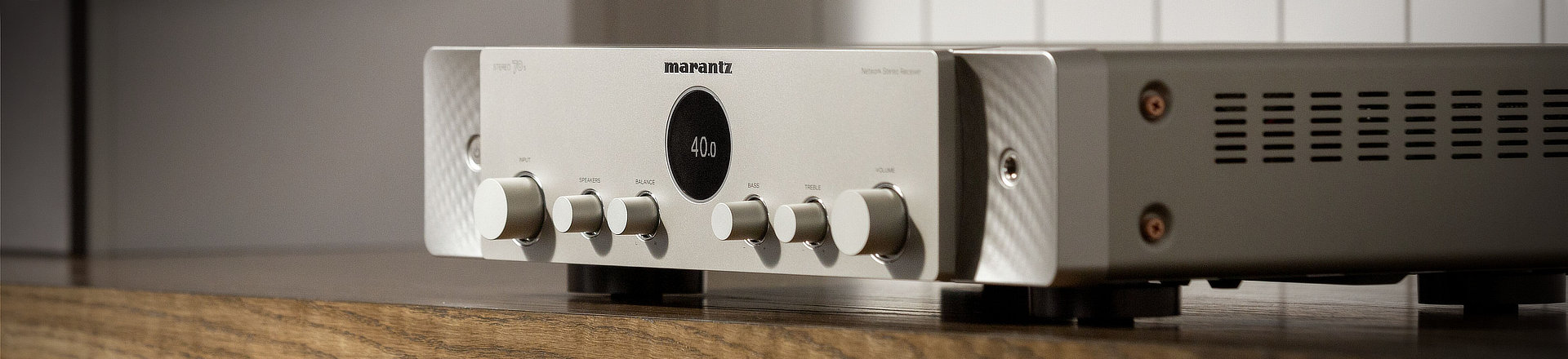 MARANTZ: STEREO 70s - elegancki, kompaktowy, czyli niskoprofilowy amplituner stereo z HDMI 8K