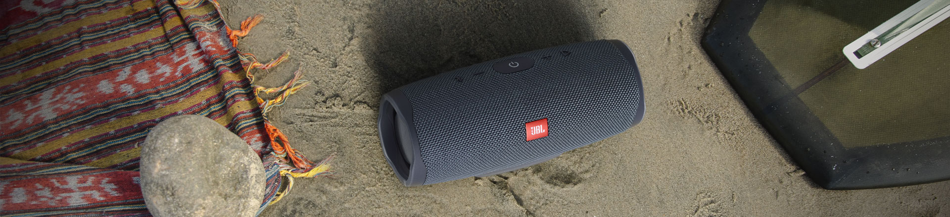 JBL: Charge Essential 2 - przenośny głośnik i muzykalny powerbank na jesienną słotę