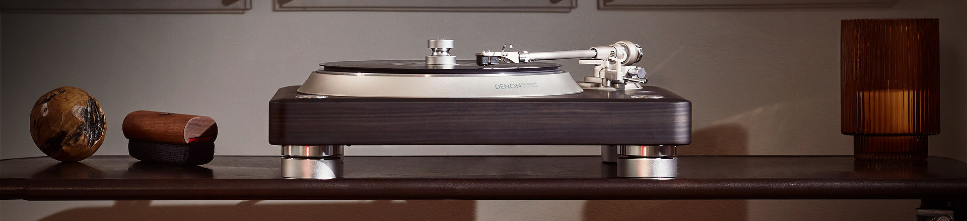 DENON: DP-3000NE - flagowy gramofon z napędem bezpośrednim
