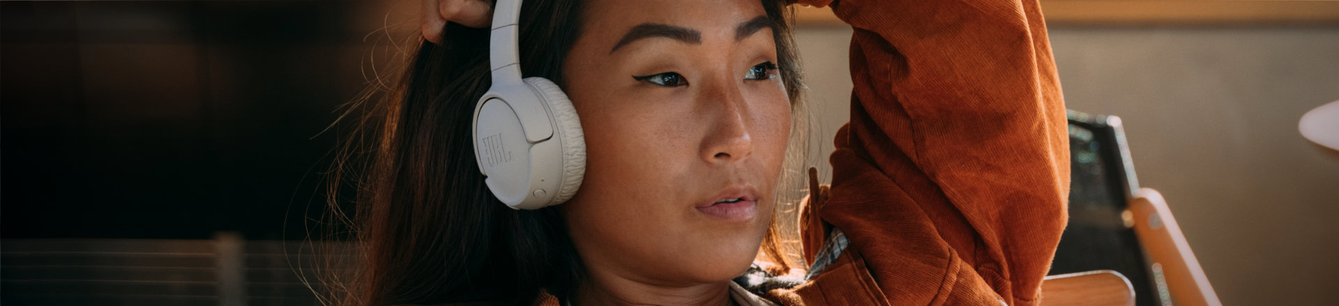 JBL: Tune 520 BT - 57 godzin na jednym ładowaniu