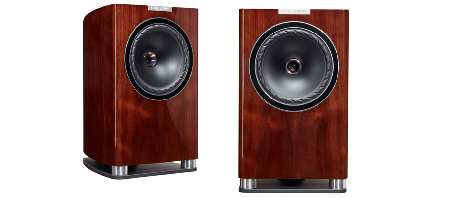 FYNE AUDIO: F701 - nietypowy monitor