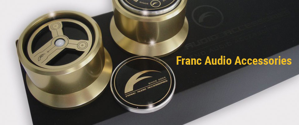Franc Audio Accessories w kolorze złotym...