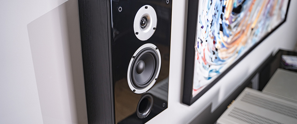 Wilson Raptor On-Wall - dla miłośników stereo i kina domowego